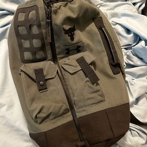 Project rock duffle backpack